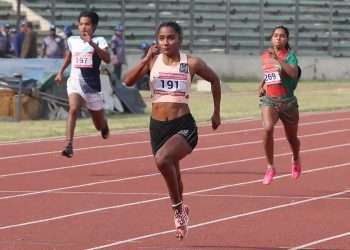 উৎসবে মাতালেন শিরিন