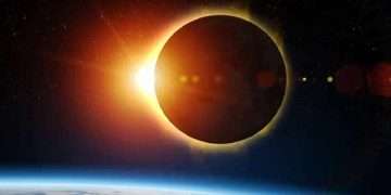 বিরল সূর্যগ্রহণ দেখবে বিশ্ব