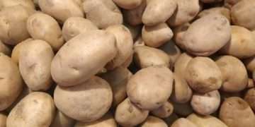 আমদানির খবরে কমছে আলুর দাম