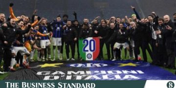 চিরপ্রতিদ্বন্দ্বী মিলানকে হারিয়ে শিরোপা জিতলো ইন্টার