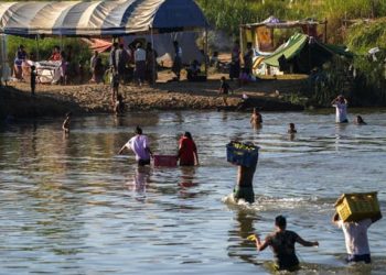 থাই সীমান্তে মিয়ানমার জান্তার নির্বিচার হামলা