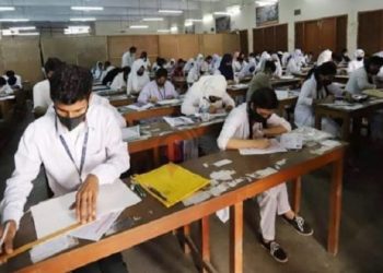 এইচএসসি পরীক্ষার্থীদের ইংরেজি