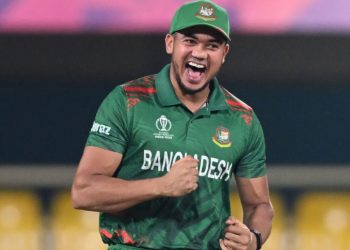 তাসকিন চমক