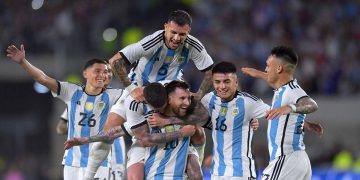 বড় চমক রেখে শক্তিশালী দল ঘোষণা আর্জেন্টিনার