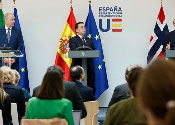 ফিলিস্তিনকে আনুষ্ঠানিক স্বীকৃতি দিল আয়ারল্যান্ড, স্পেন ও নরওয়ে