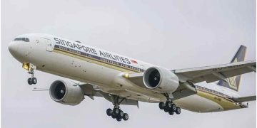 ঝড়ো বাতাসের কবলে লন্ডন-সিঙ্গাপুর ফ্লাইট