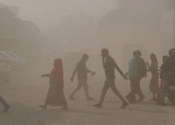 ঢাকায় উত্তাপ বাড়াচ্ছে ক্ষতিকর গ্যাস