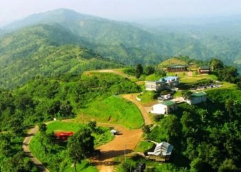 পাহাড়ে অস্ত্রধারীদের গোপন আস্তানা