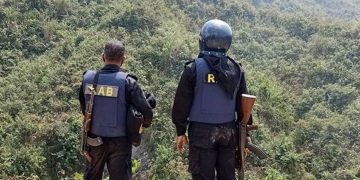 কক্সবাজারে আরসার আস্তানায় অভিযান