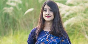 ফেসবুকে পোস্ট দিয়ে পদ্মায় ঝাঁপ