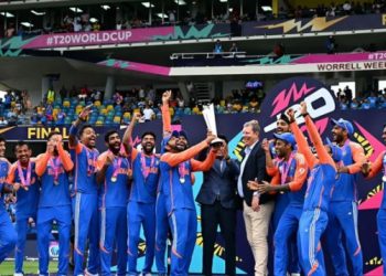 প্রোটিয়াদের স্বপ্ন ভেঙে চ্যাম্পিয়ন ভারত