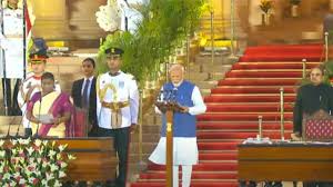 ভারতের প্রধানমন্ত্রী হিসেবে শপথ নিলেন মোদি