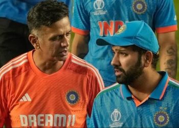 দ্রাবিড়কে কোচের দায়িত্বে থাকার জন্য অনুরোধ