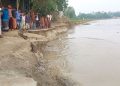 শেরপুরের দশানী নদীর ভাঙ্গনে নদীগর্ভে বিলীন হচ্ছে বাড়ি-ঘর
