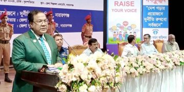 দুর্নীতিগ্রস্তরা বেশি সম্মানিত হয় : দুদক কমিশনার