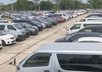 নিলামে উঠছে মোংলা বন্দরের ১০৭টি বিলাসবহুল গাড়ি