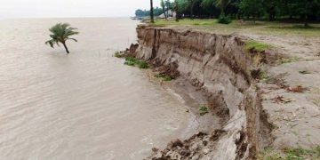 বিলীন হতে পারে দুই হাজার হেক্টর ভূমি
