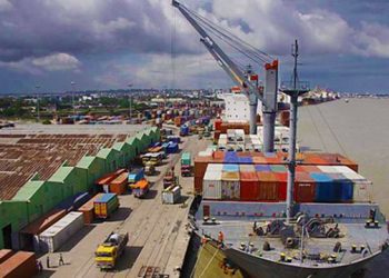 পুরোপুরি সচল হলো চট্টগ্রাম বন্দর
