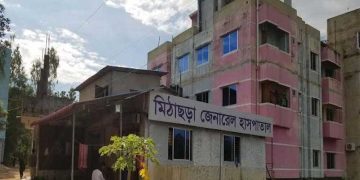 কবর দেওয়ার আগে কেঁদে উঠল নবজাতক