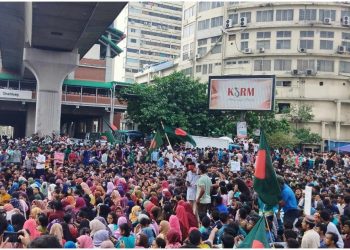 তীব্র হচ্ছে কোটাবিরোধী আন্দোলন