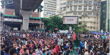 তীব্র হচ্ছে কোটাবিরোধী আন্দোলন