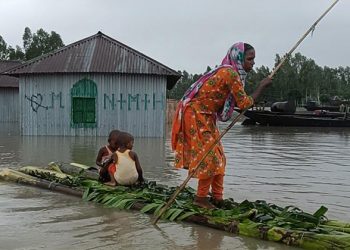 দুর্ভোগে বানভাসি