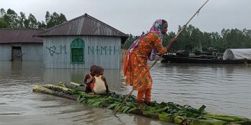 দুর্ভোগে বানভাসি