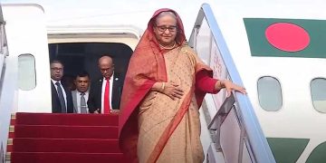 চীন সফর শেষে দেশে ফিরলেন প্রধানমন্ত্রী