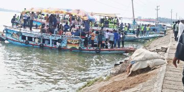 ৬২ বছরেও নানা সংকটে স্বরূপকাঠি