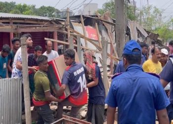রূপপুরে ১২৭টি অবৈধ স্থাপনা উচ্ছেদ