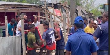 রূপপুরে ১২৭টি অবৈধ স্থাপনা উচ্ছেদ