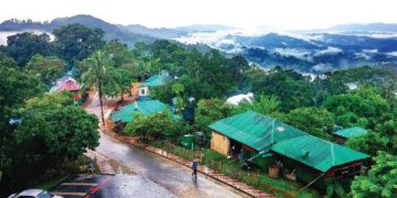 সাজেকে আটকা পড়েছেন শতশত পর্যটক