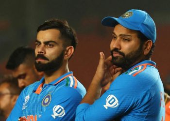 দুই কিংবদন্তির বিদায়