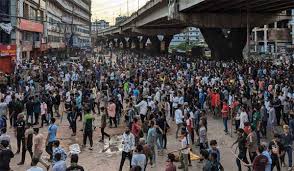 ছাত্রলীগ-যুবলীগের সঙ্গে আন্দোলনকারীদের সংঘর্ষ