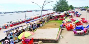 পতেঙ্গা সৈকত