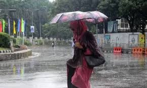 তাপপ্রবাহ ও বৃষ্টি দুই-ই বাড়তে পারে