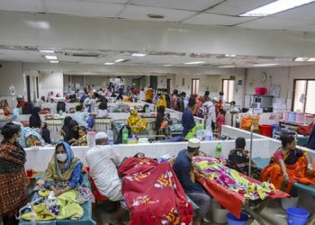 বন্যায় পানিবাহিত রোগের প্রকোপ বাড়ছে