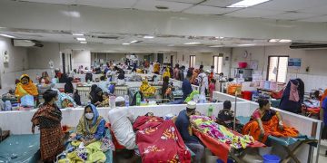 বন্যায় পানিবাহিত রোগের প্রকোপ বাড়ছে