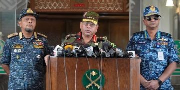 নতুন সরকারের শপথ আজ