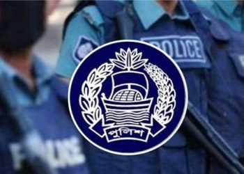 বদলে যাচ্ছে পুলিশের ইউনিফর্ম–লোগো