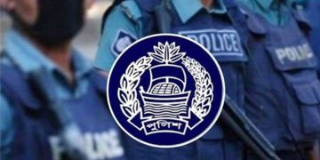 বদলে যাচ্ছে পুলিশের ইউনিফর্ম–লোগো