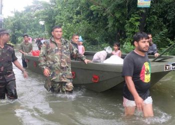 বিরামহীনভাবে চলছে উদ্ধার
