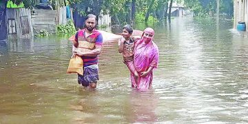 চারদিকে বানের ক্ষত