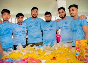 বানভাসিদের পাশে স্বেচ্ছাসেবী সংগঠন