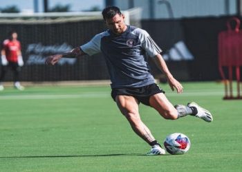 চোট কাটিয়ে অনুশীলনে মেসি