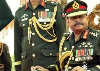 দেশ ছেড়েছেন সাবেক সেনাপ্রধান আজিজের পরিবার