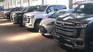 নিলামে উঠছে ৪৪ এমপির বিলাসবহুল গাড়ি