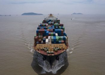 চীন থেকে সরাসরি জাহাজ চলাচল শুরু