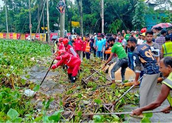 খাল পরিচ্ছন্নতা অভিযান শুরু