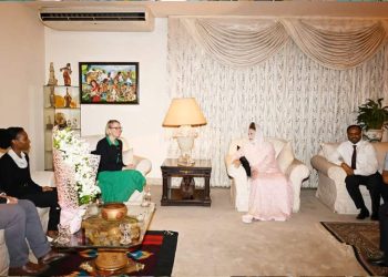 খালেদা জিয়ার সঙ্গে বিদেশি কূটনীতিকের সাক্ষাৎ